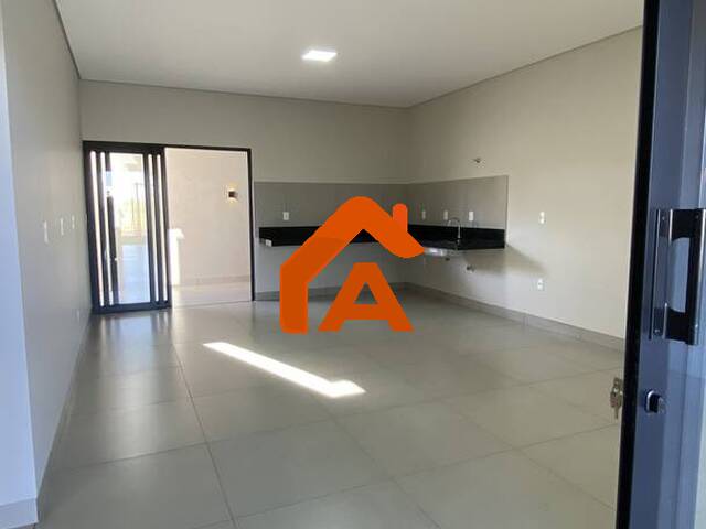 Casa para Venda em Tangará da Serra - 3